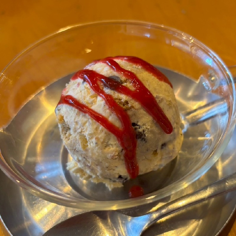 大人の自家製MIXアイス 1scoop 360円
