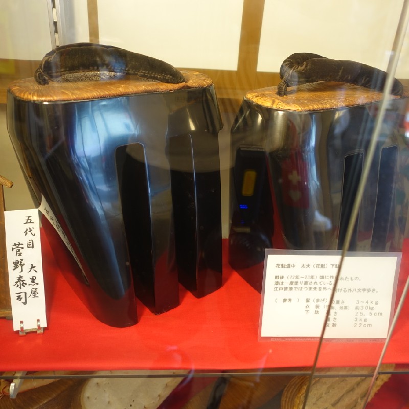 花魁が履いた重さ3キロの『高下駄』