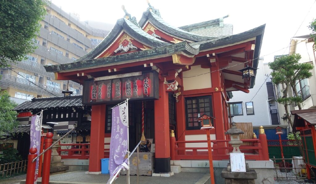 吉原神社本殿の写真