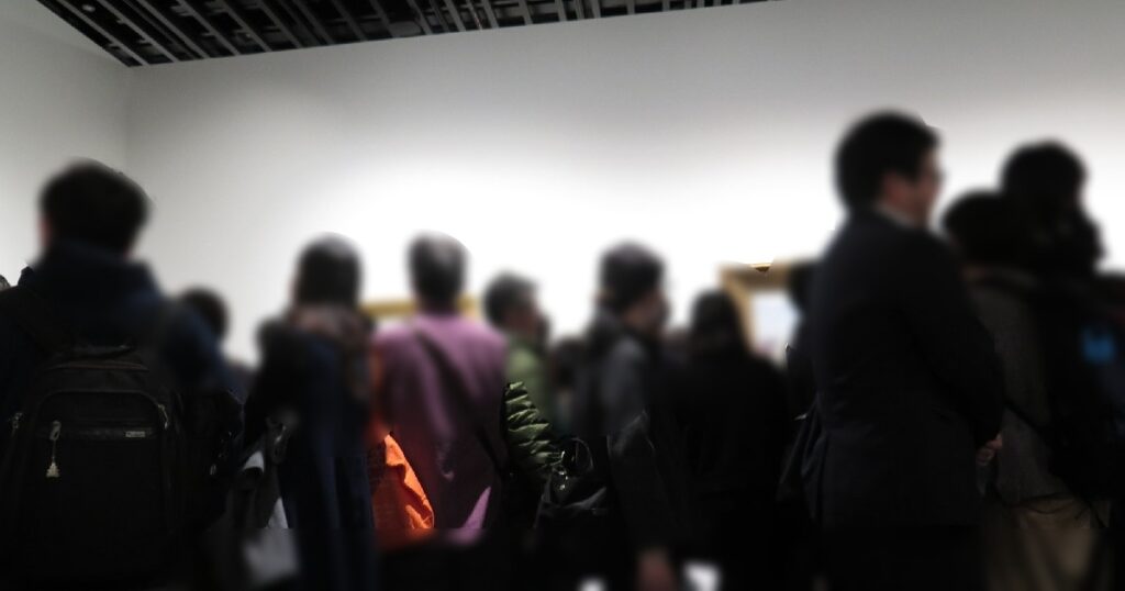 15時15分頃の６階会場　激混み⋯！