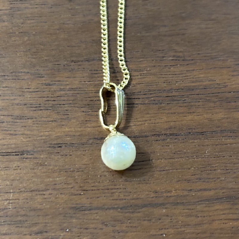 ネックレスに加工した真珠