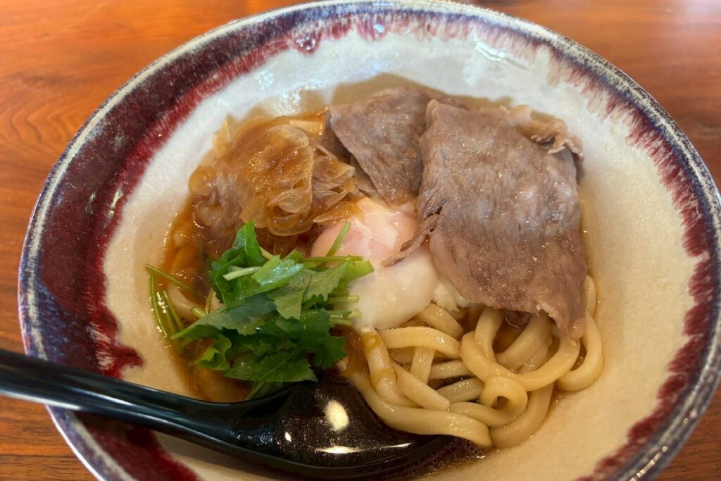 牛すき煮うどん(温)　2,000円