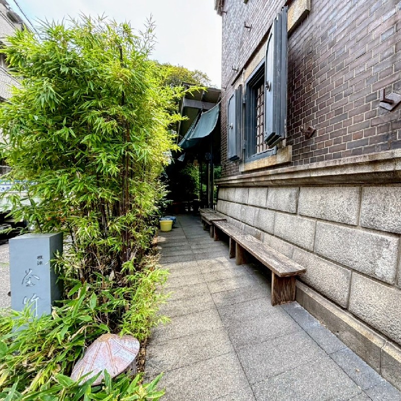 お店の入口付近