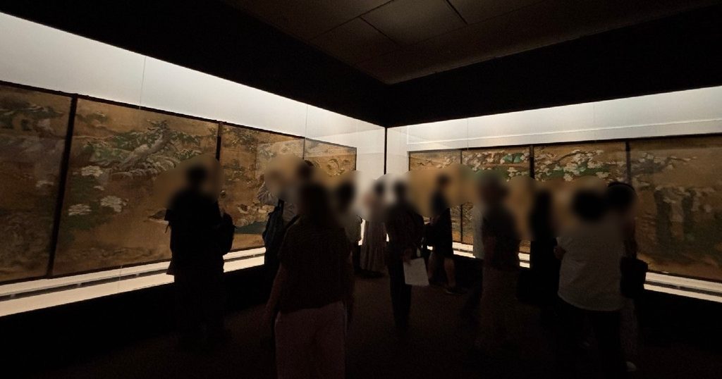 18時10分頃の会場の様子　適度な混雑具合